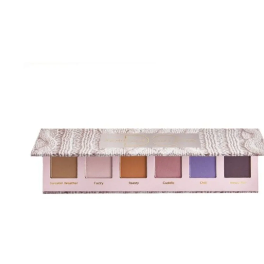 DOMINIQUE COSMETICS Sweater Weather Eyeshadow Palette- NIB